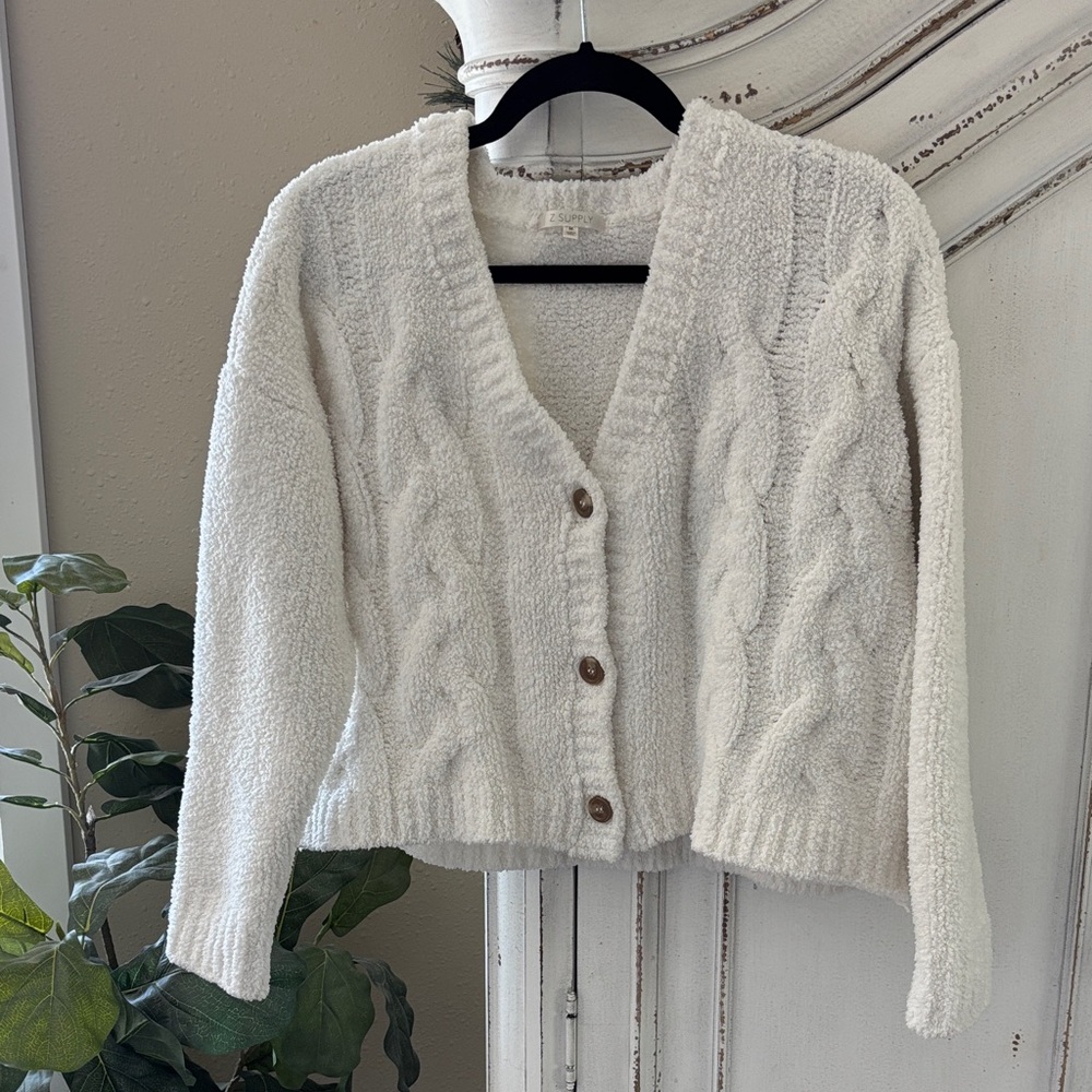 Z Supply White Cropped Long Sleeve Button Front V-Neck Sweater Cardigan, Medium